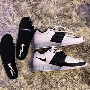 Women’s Nike Romaleos 3 Weightlifting Shoes 8.5